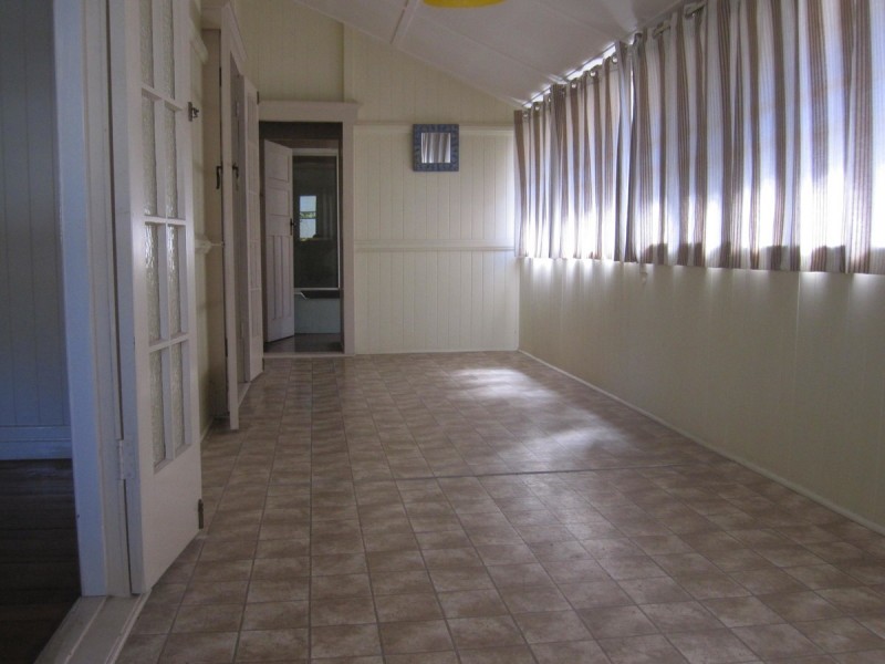 42 Weston Street, Coorparoo QLD 4151