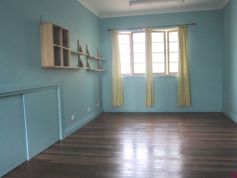 29 Boundary Road, Camp Hill QLD 4152