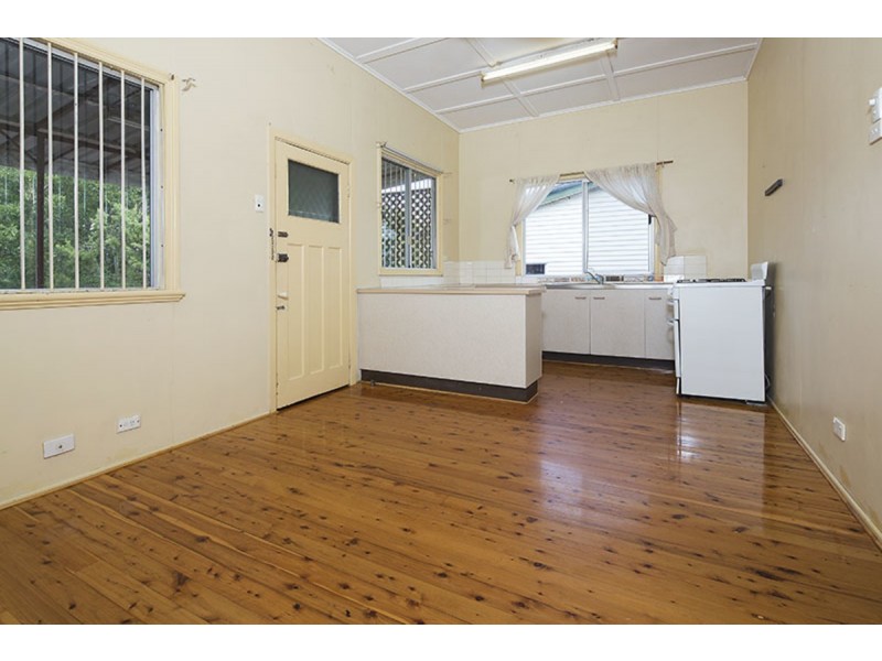 23 Broadway Street, Woolloongabba QLD 4102