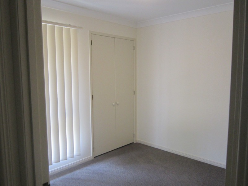 121 Meadowlands Road, Carindale QLD 4152