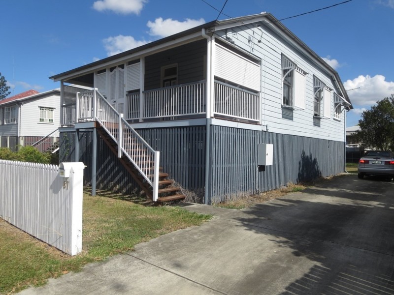 87 Old Cleveland Road, Greenslopes QLD 4120