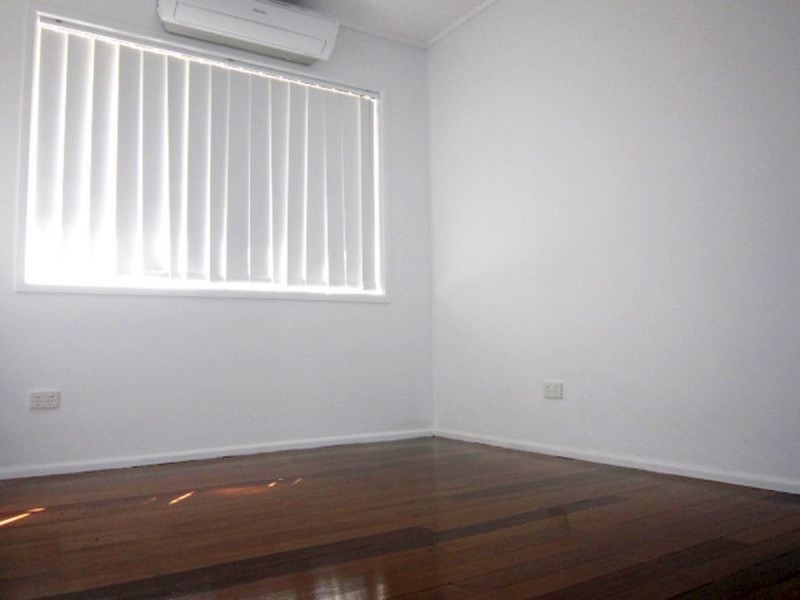 1/30 Mclay Street, Coorparoo QLD 4151