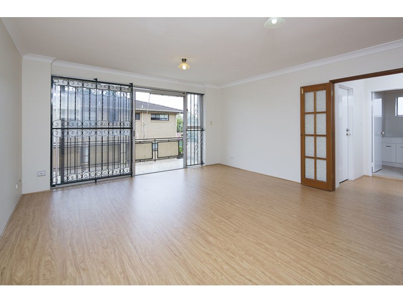 4/60 Earl Street, Greenslopes QLD 4120