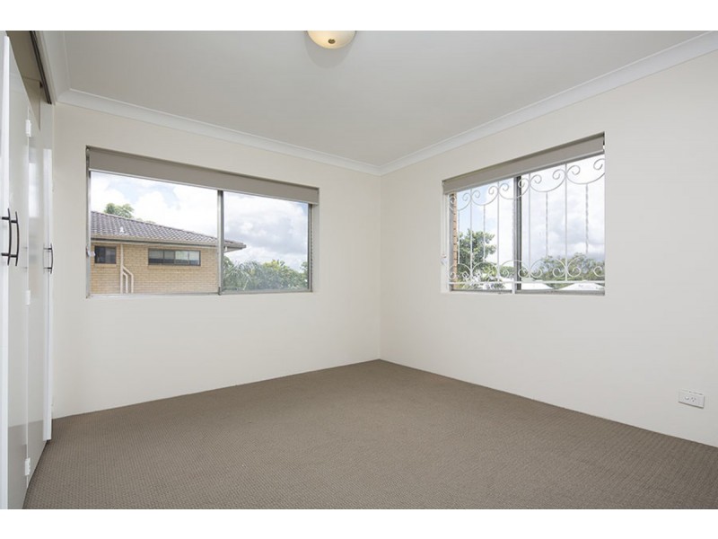 4/60 Earl Street, Greenslopes QLD 4120