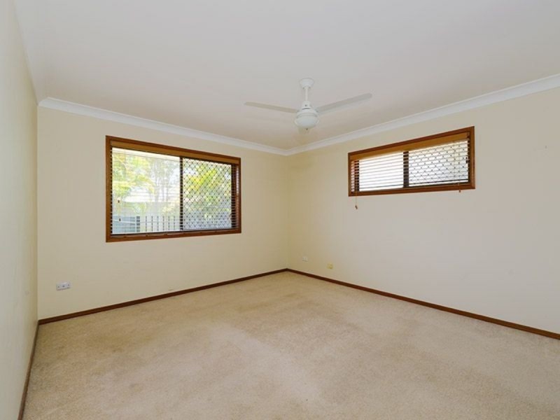 35 Briarwood Street, Carindale QLD 4152