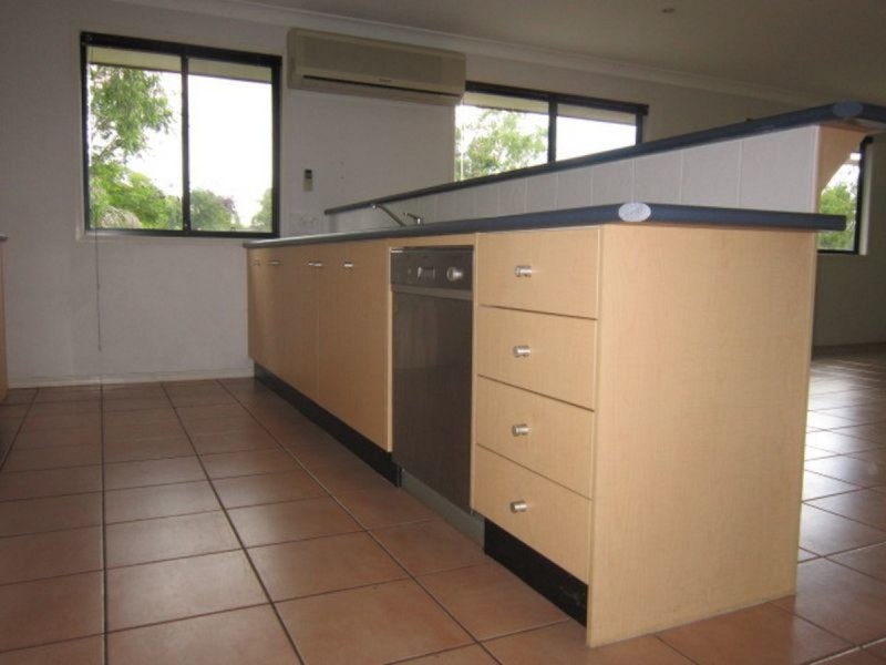 55 Roseglen Street, Greenslopes QLD 4120