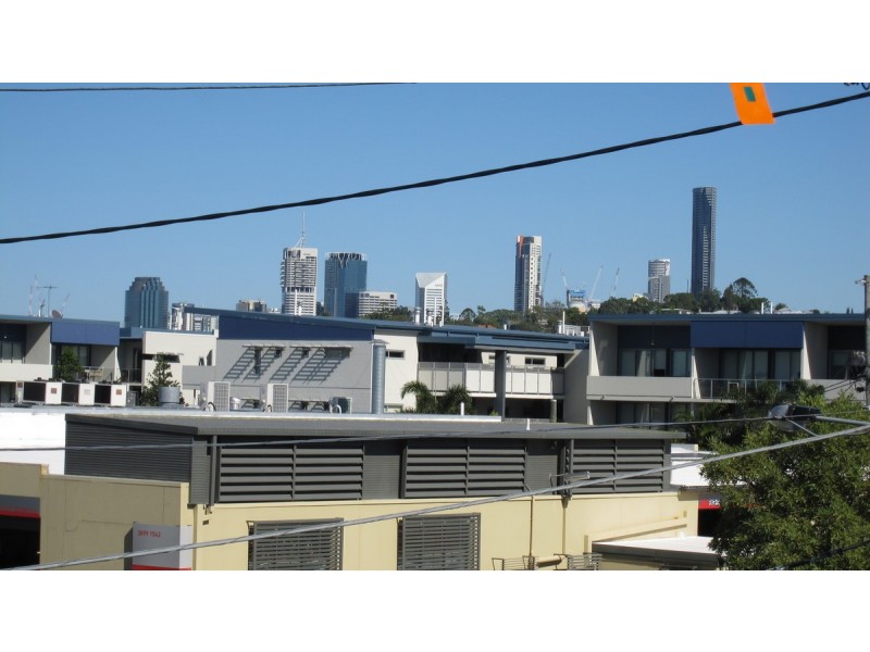32/15 Barramul Street, Bulimba QLD 4171