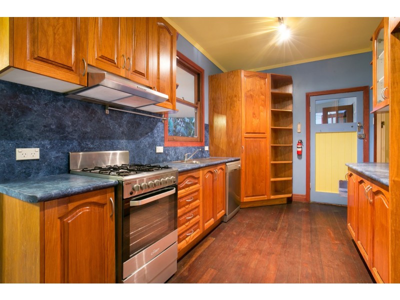 29 Boundary Road, Camp Hill QLD 4152