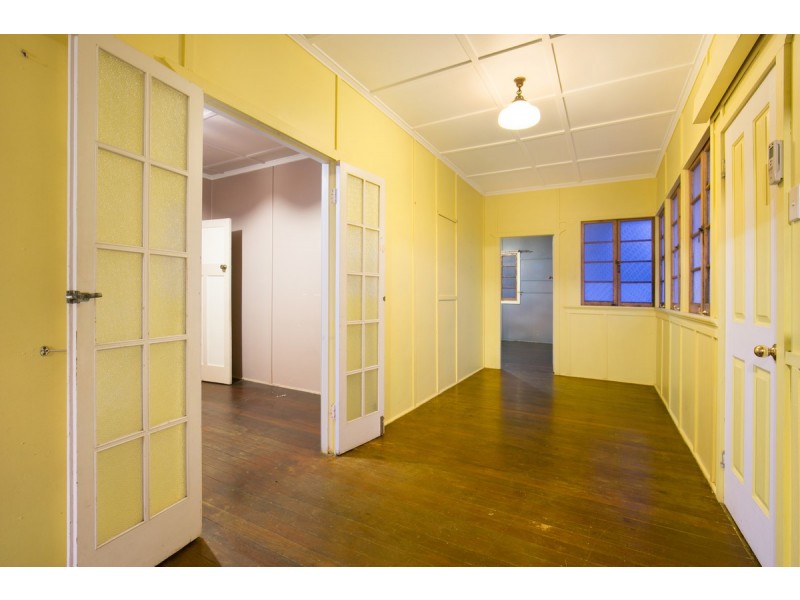 29 Boundary Road, Camp Hill QLD 4152