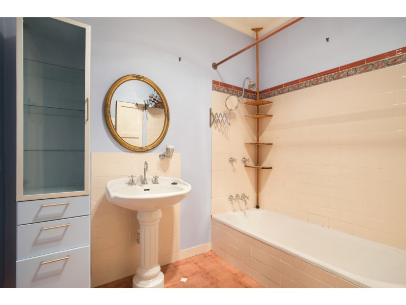 29 Boundary Road, Camp Hill QLD 4152