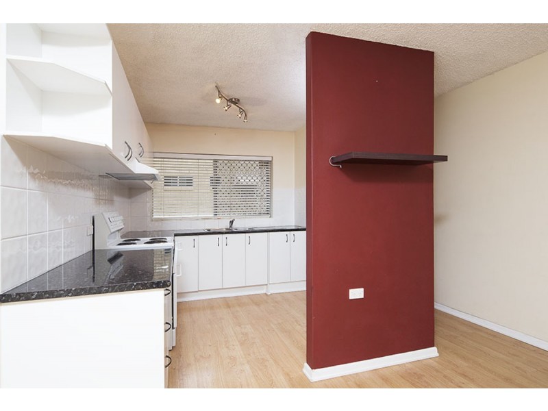 1/32 Macaulay Street, Coorparoo QLD 4151