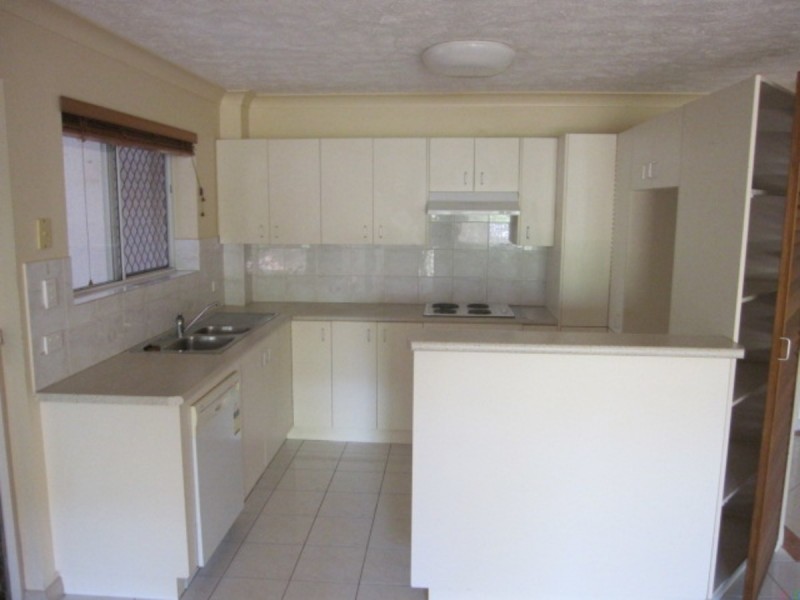 1/85 Kitchener Street, Coorparoo QLD 4151