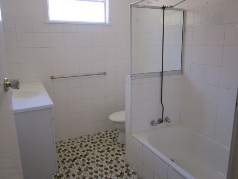 4/697 Logan Road, Greenslopes QLD 4120