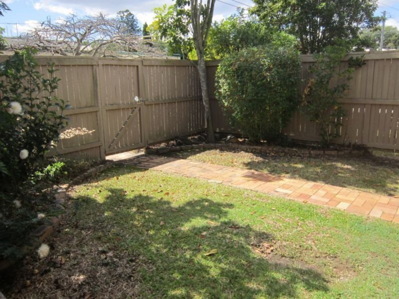 4/697 Logan Road, Greenslopes QLD 4120