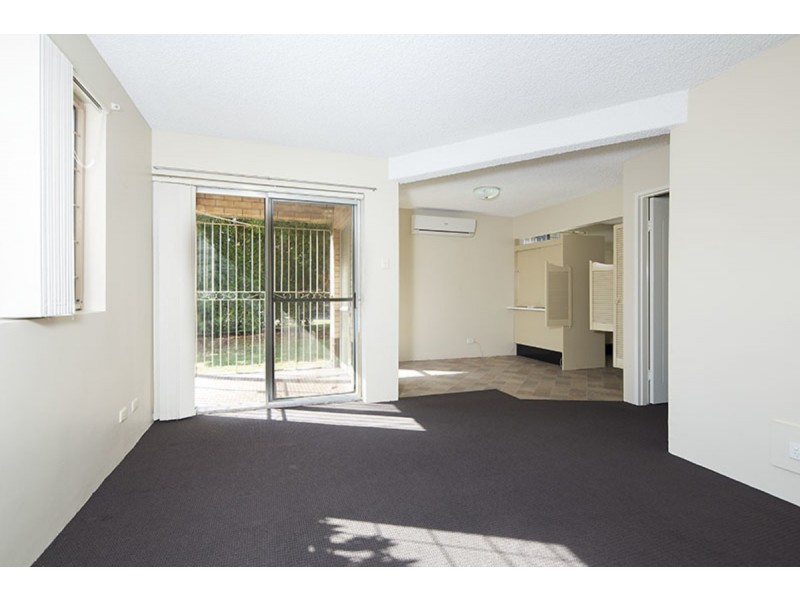 1/36 Galway Street, Greenslopes QLD 4120