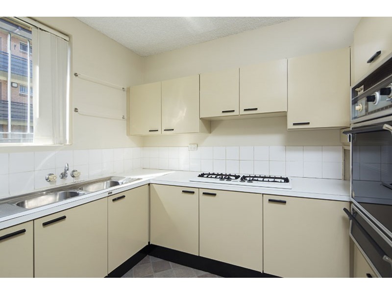 1/36 Galway Street, Greenslopes QLD 4120