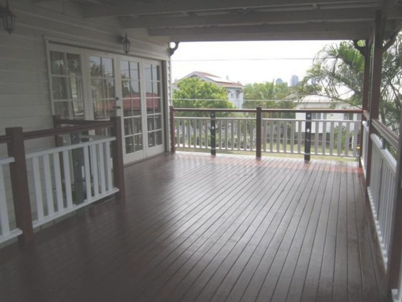 4 St Leonards Street, Coorparoo QLD 4151