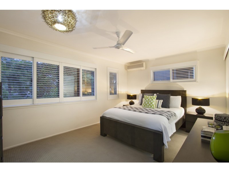 17 Warenda Street, Carina Heights QLD 4152