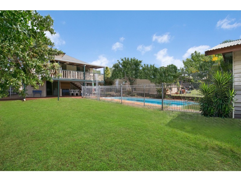 44 Weinam Street, Redland Bay QLD 4165