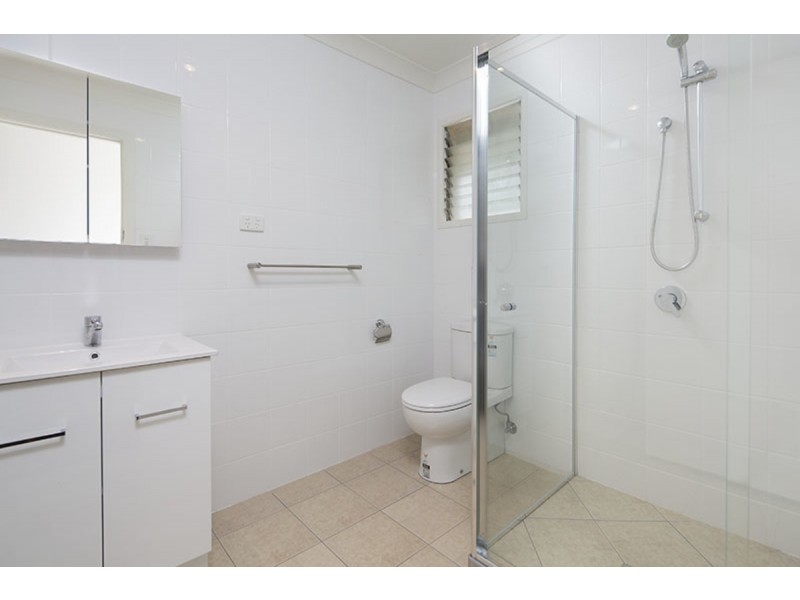 1/26 Ridge Street, Greenslopes QLD 4120