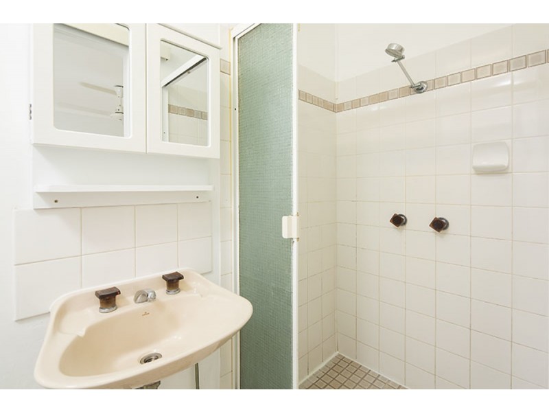 4/26 Ridge Street, Greenslopes QLD 4120