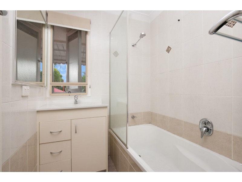 15 Pear Street, Greenslopes QLD 4120