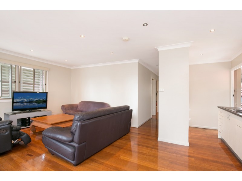 15 Pear Street, Greenslopes QLD 4120