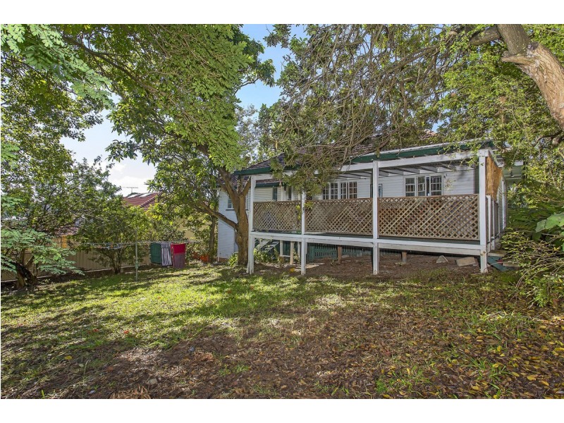 33 Marian Street, Coorparoo QLD 4151