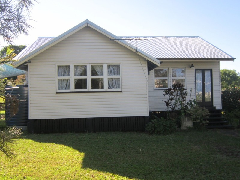 73 Fegen Drive, Moorooka QLD 4105