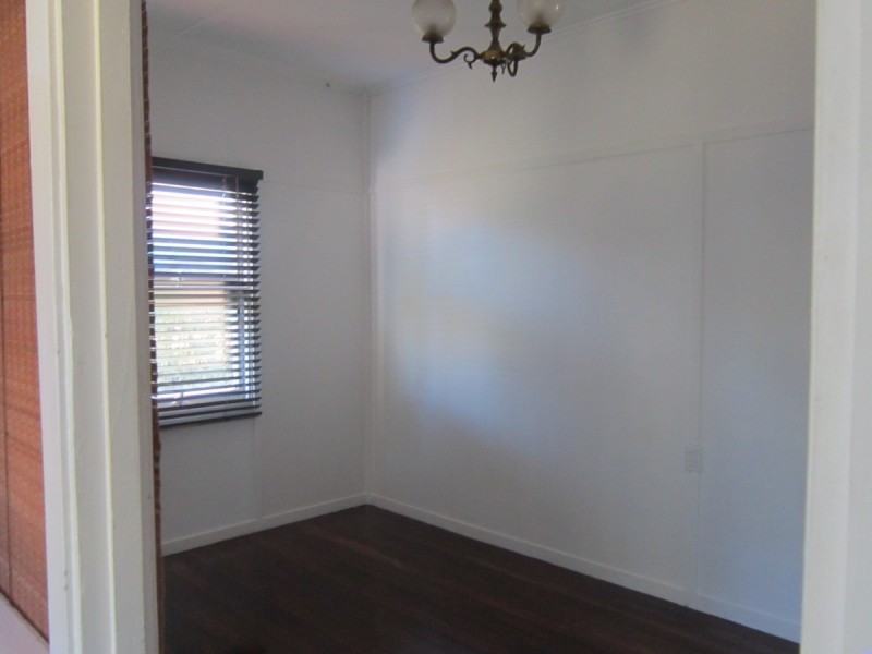 73 Fegen Drive, Moorooka QLD 4105