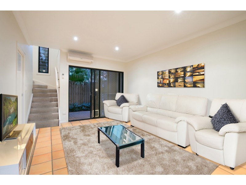 9 Christian Street, Clayfield QLD 4011