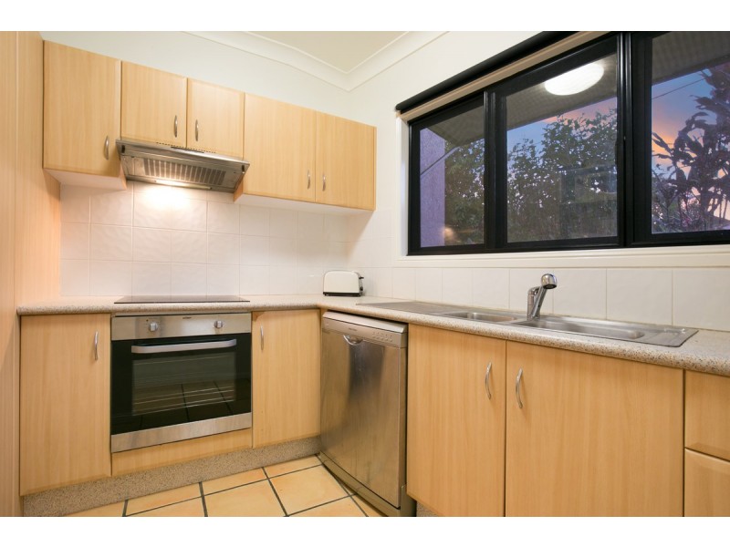 9 Christian Street, Clayfield QLD 4011