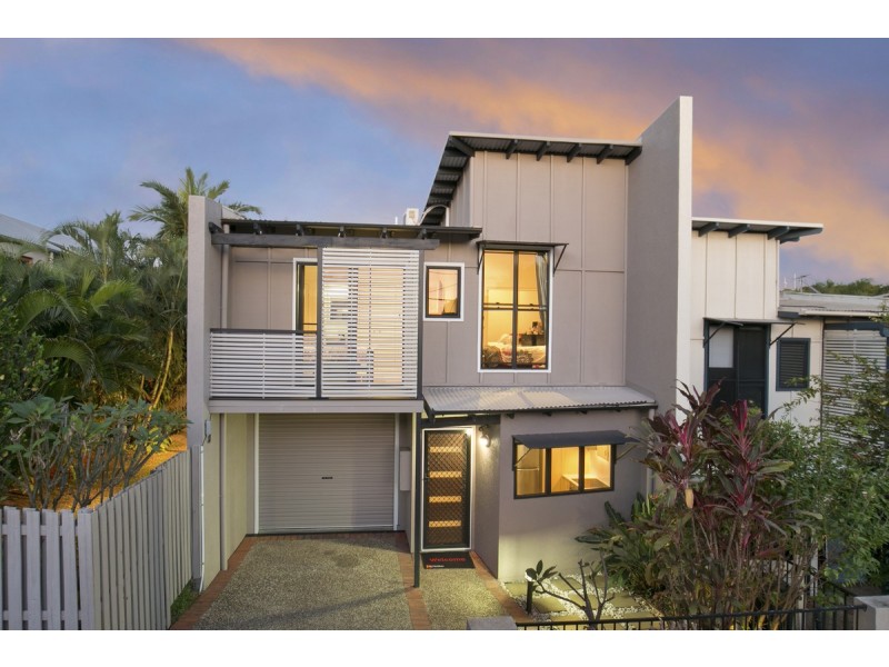 9 Christian Street, Clayfield QLD 4011