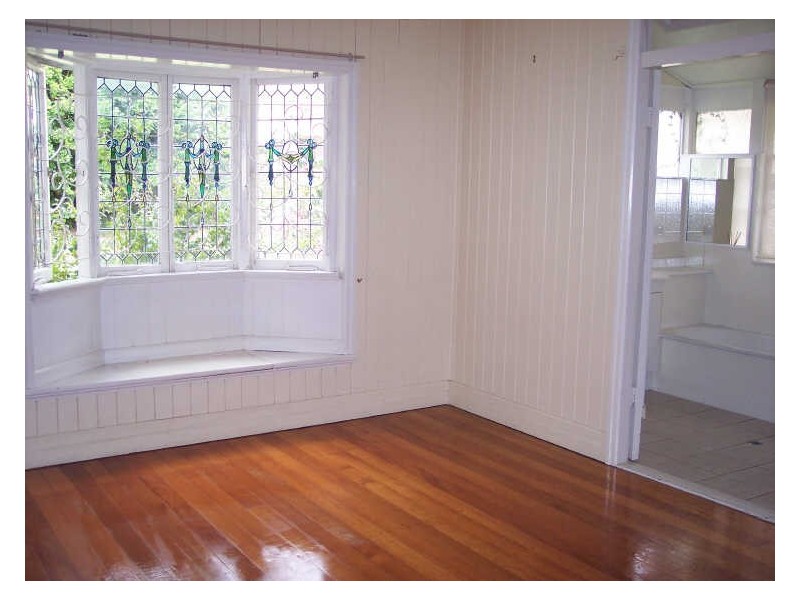 331 Cavendish Road, Coorparoo QLD 4151