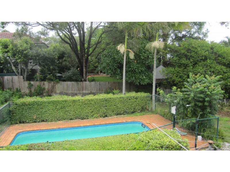 34 Mackay Street, Coorparoo QLD 4151