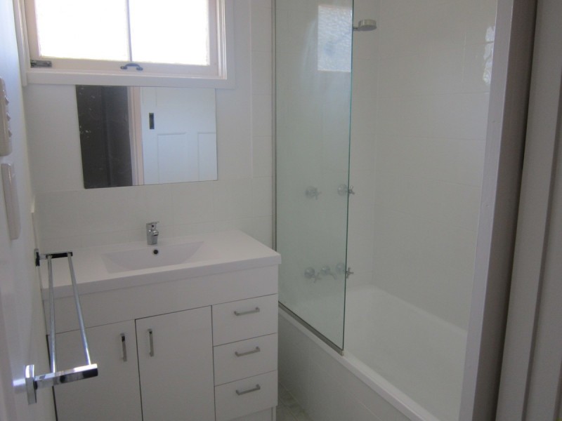 73 Fegen Drive, Moorooka QLD 4105