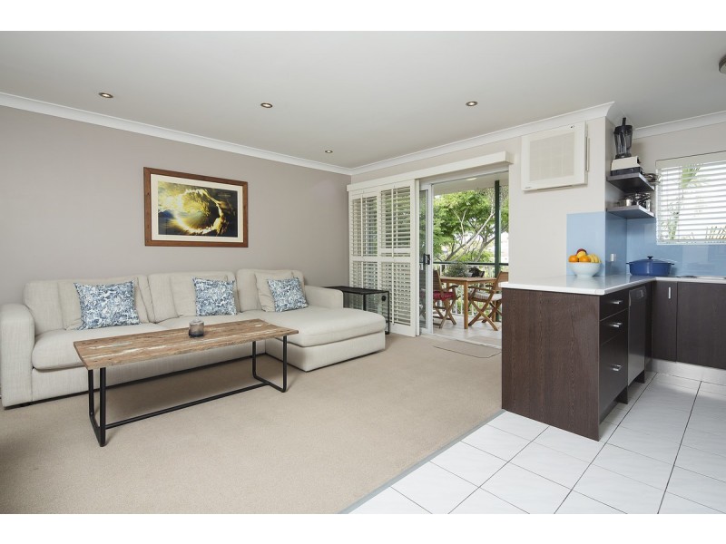 8/34 Pembroke Road, Coorparoo QLD 4151