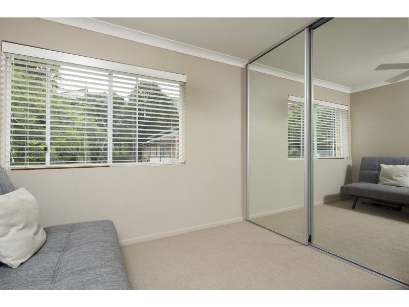 8/34 Pembroke Road, Coorparoo QLD 4151