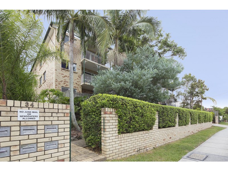 8/34 Pembroke Road, Coorparoo QLD 4151