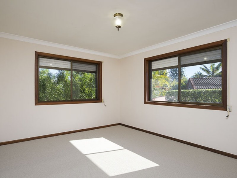 96 Kilmorey Street, Carindale QLD 4152