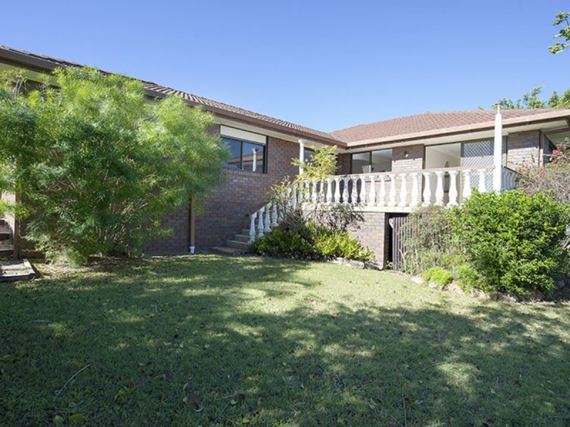 96 Kilmorey Street, Carindale QLD 4152