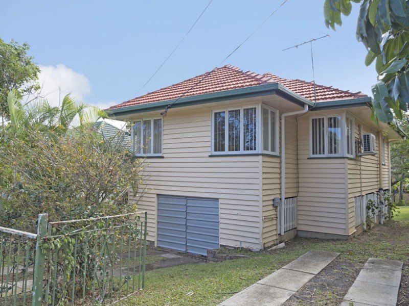 84 Sexton Street, Tarragindi QLD 4121