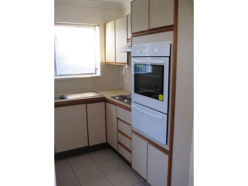 9/29 Beatrice Street, Greenslopes QLD 4120