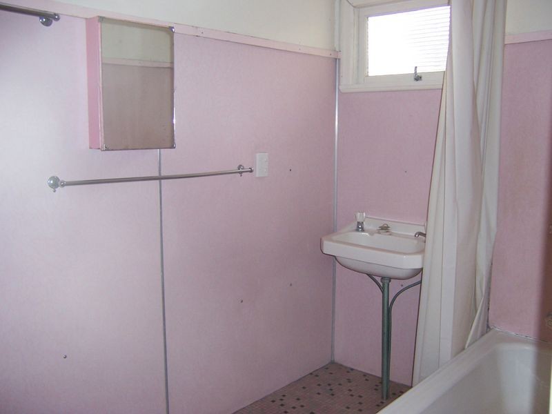 2/24 Qualtrough Street, Woolloongabba QLD 4102