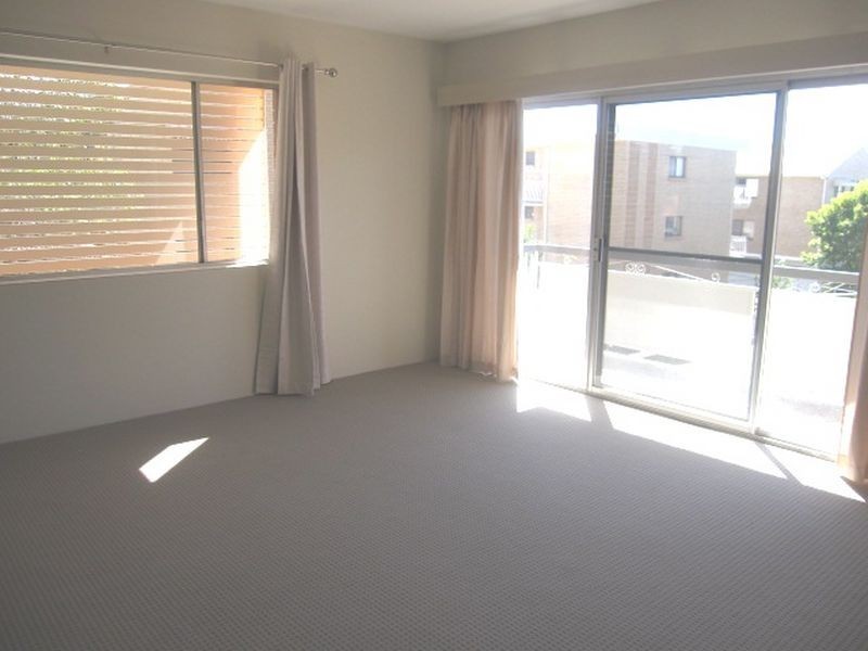 3/19 Amelia Street, Coorparoo QLD 4151