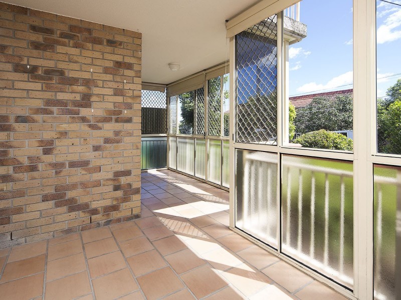 1/30 Noela Street, Coorparoo QLD 4151