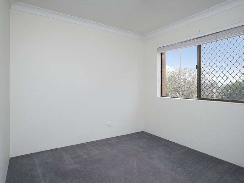 1/233 Cavendish Road, Coorparoo QLD 4151