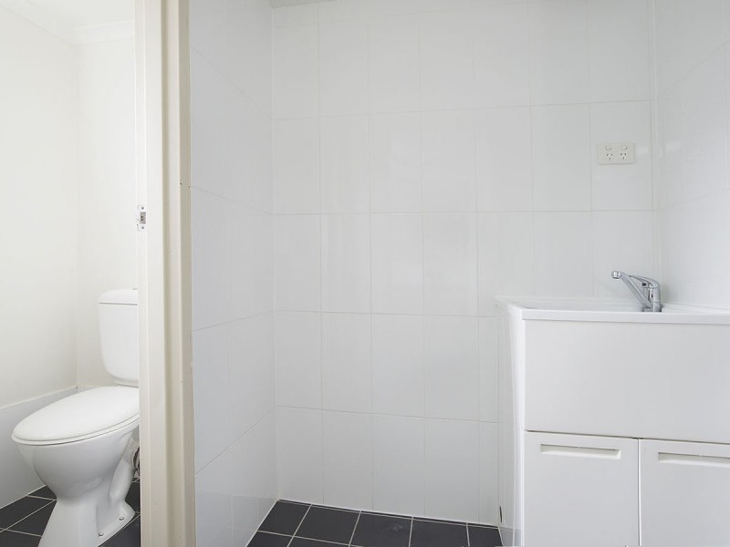 1/233 Cavendish Road, Coorparoo QLD 4151