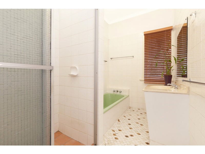 44 Jones Road, Carina Heights QLD 4152