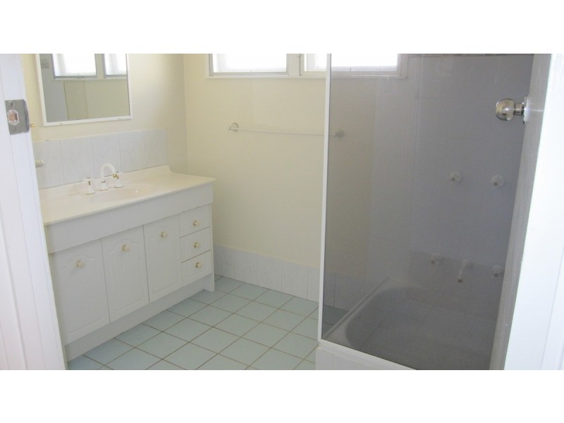 39 Crest Street, Mount Gravatt East QLD 4122